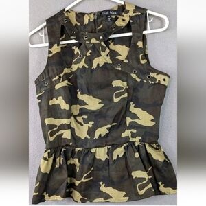 NEW Last Kiss Sleeveless Green Brown Camo Peplum Top with Grommets & Cutouts M